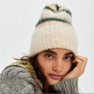 Free People Cozy in Stripes Knit Beanie Cream, Olive & Tan – New in Poly Bag